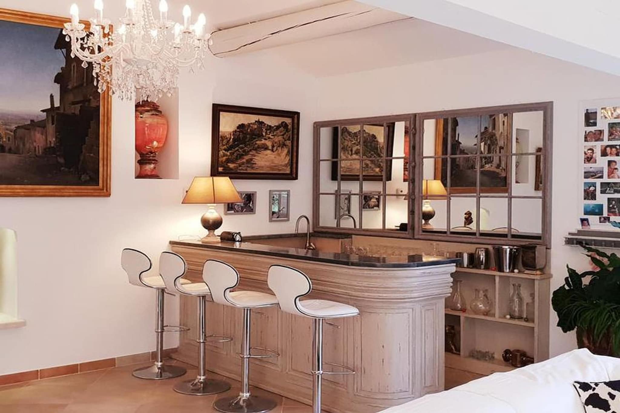 Villa cadre idyllique et reposant avec piscine-Eetkamer