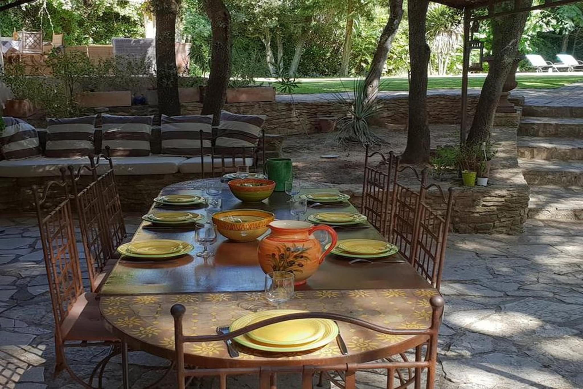 Villa cadre idyllique et reposant avec piscine-Terrasbalkon