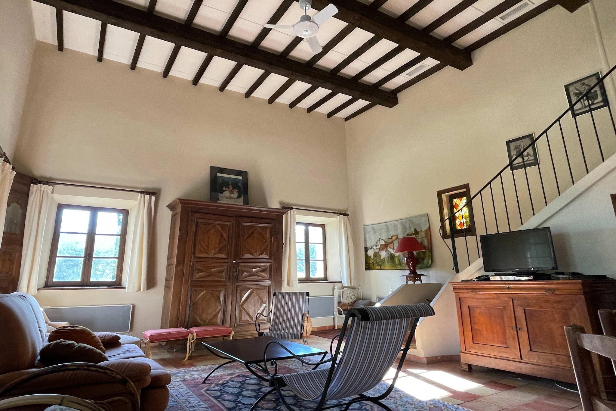 La Familiale - Maison provençale avec piscine et vue imprenable sur Gordes-Woonkamer