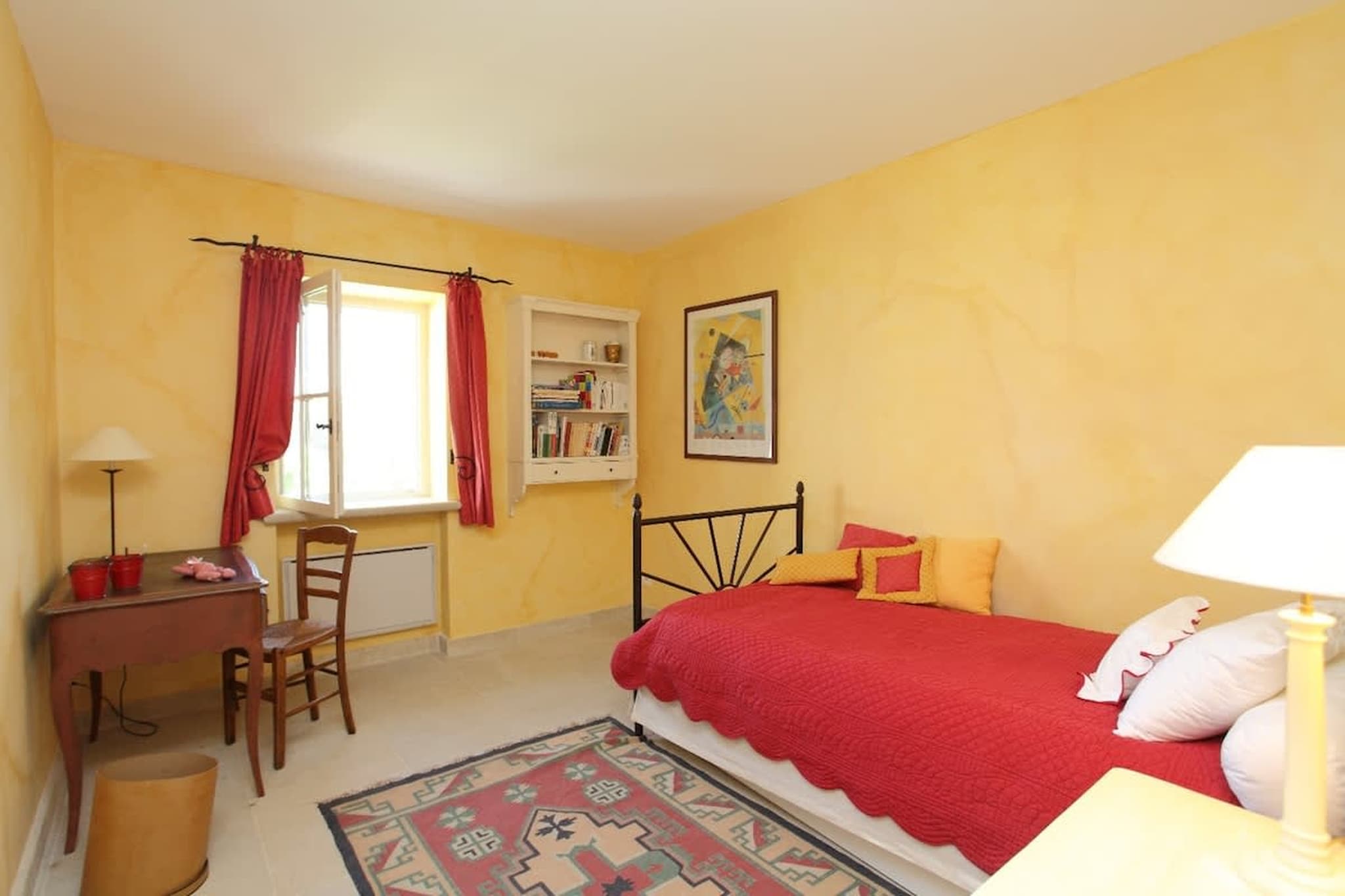 Bastide avec piscine 3 terrasses dans un écrin de verdure-Slaapkamer