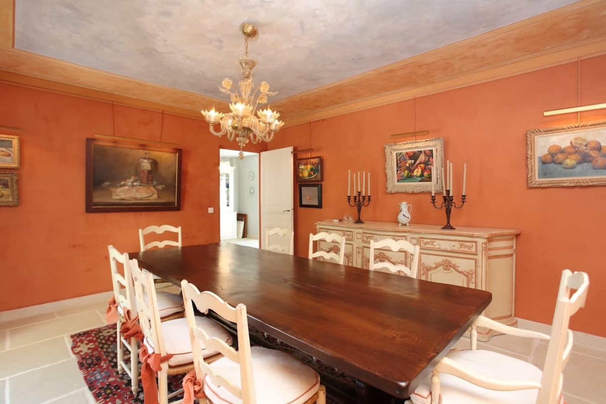 Bastide avec piscine 3 terrasses dans un écrin de verdure-Eetkamer