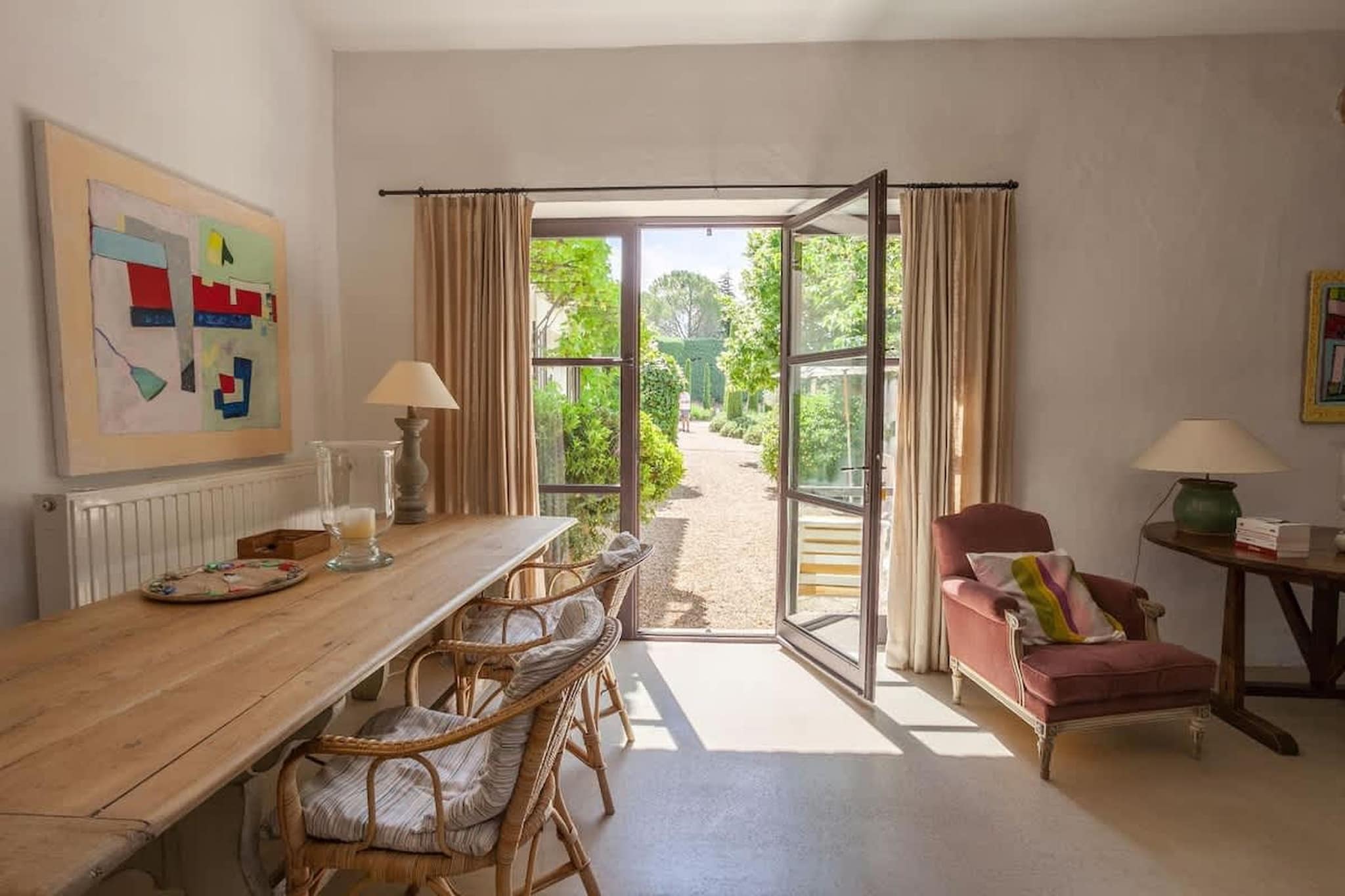 Villa Les Beaumettes - Havre de paix dans le Luberon-Eetkamer