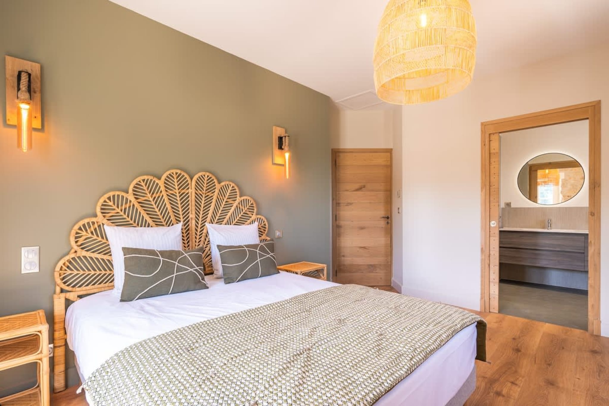 Villa Lou Pantaï  Élégance et Confort au Cœur de Saint-Rémy-de-Provence-Schlafzimmer