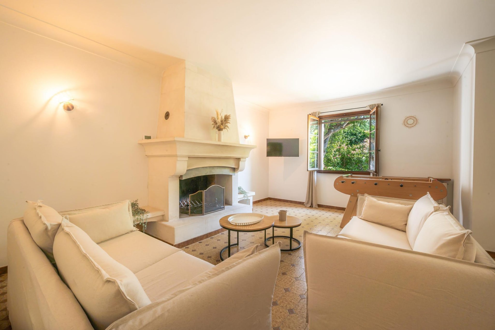 Mas Lou Pitchoun  Villa d'Exception entre Alpilles et Avignon