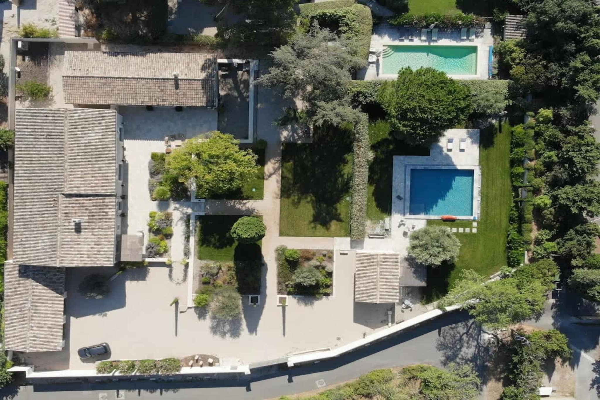 Mas prestigieux au coeur de Saint-Remy-de-Provence-Außenbereich Sommer