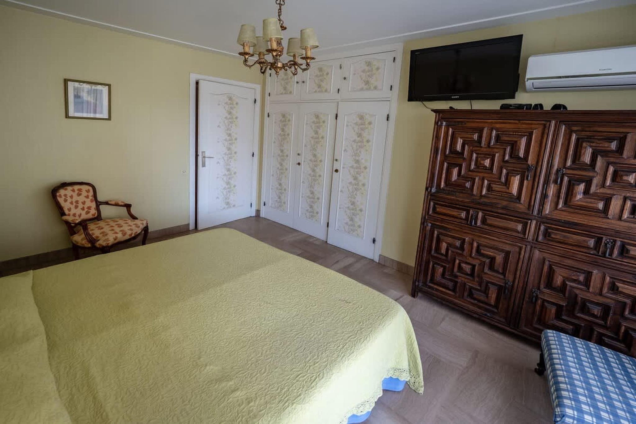 Appart près des plages plein centre confortable-Chambre