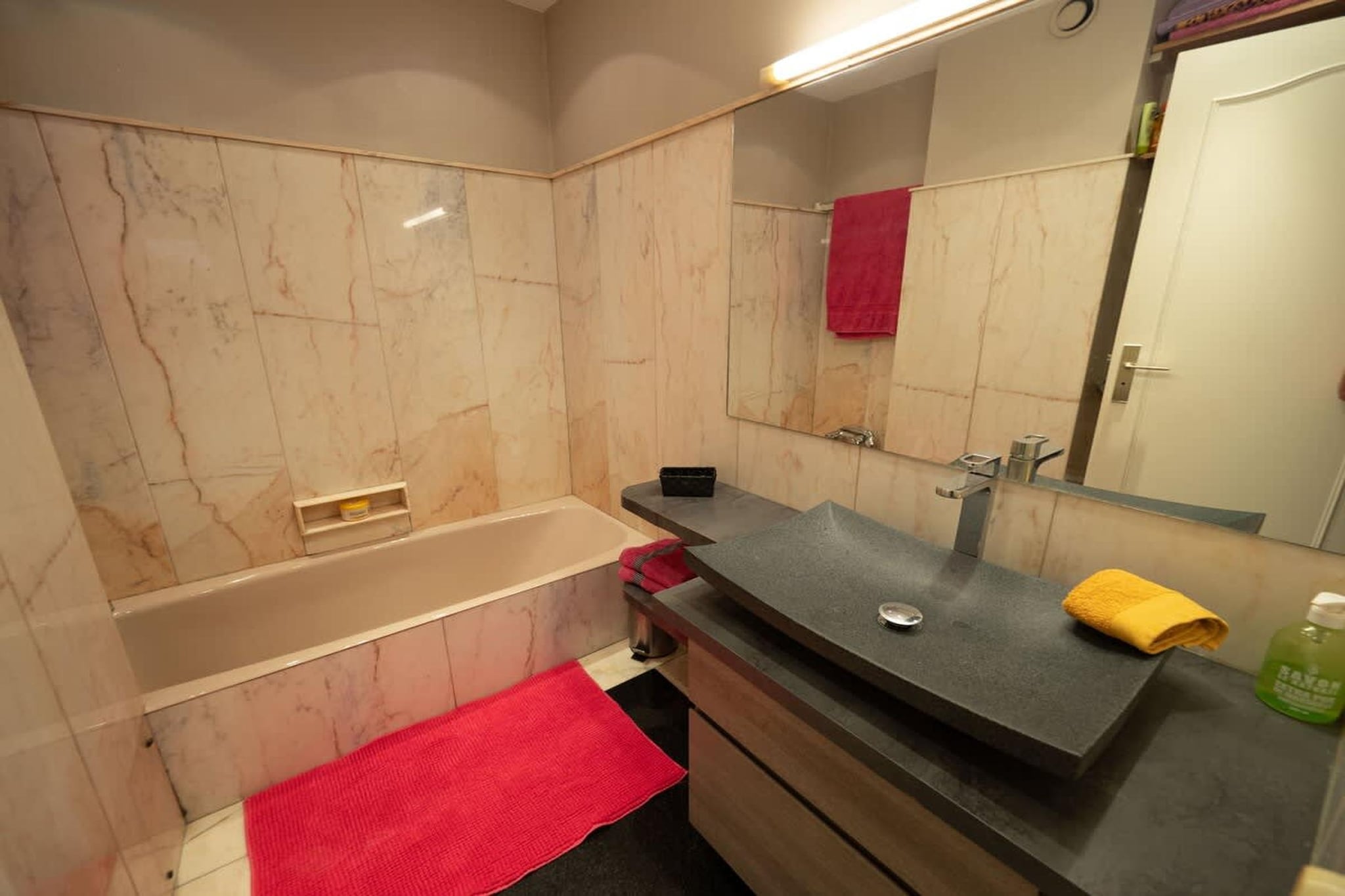 Appart près des plages plein centre confortable-Salle de bain