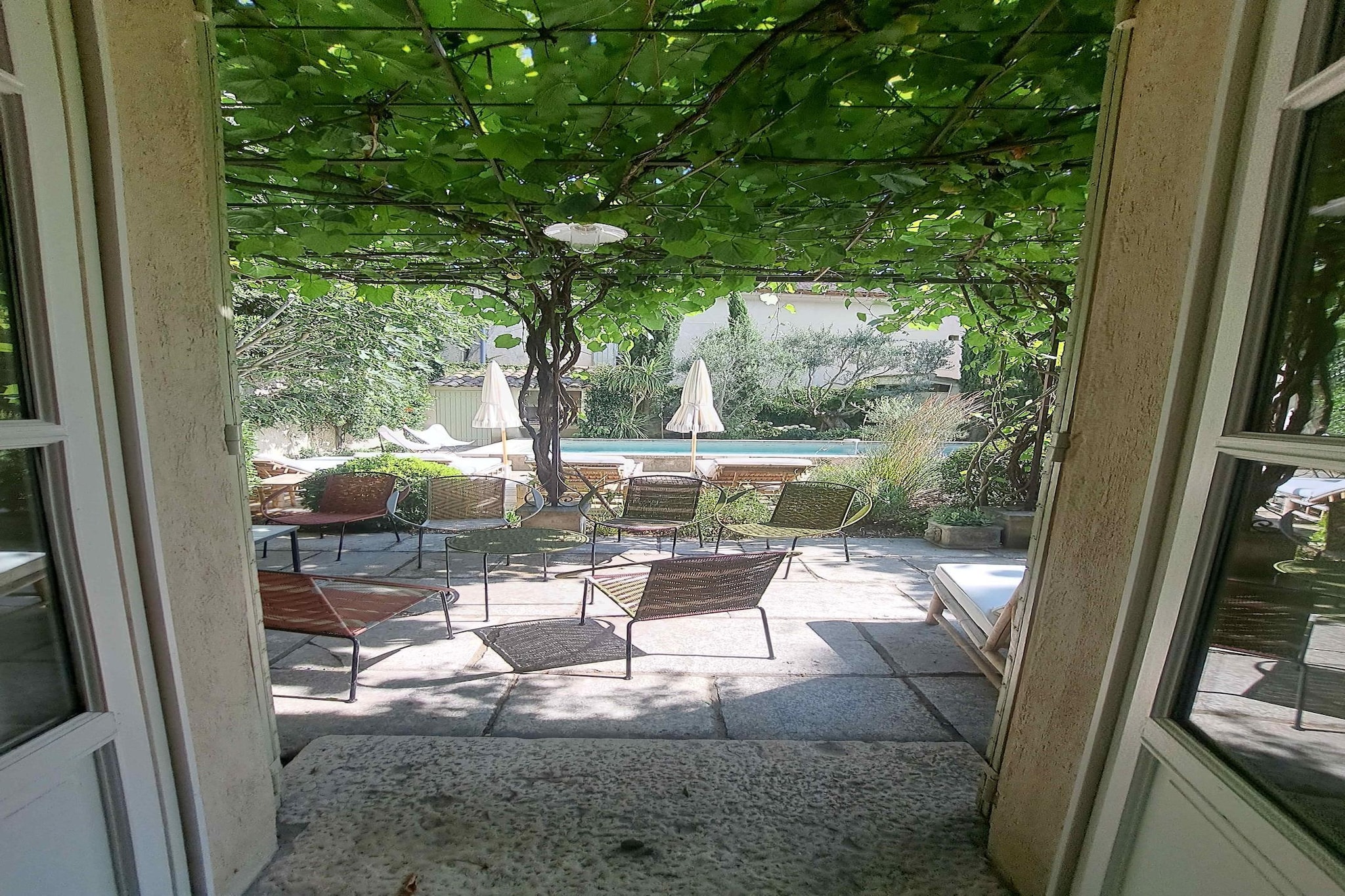 Mas Maillane demeure du XVIIIe entièrement rénové-Terrace balcony