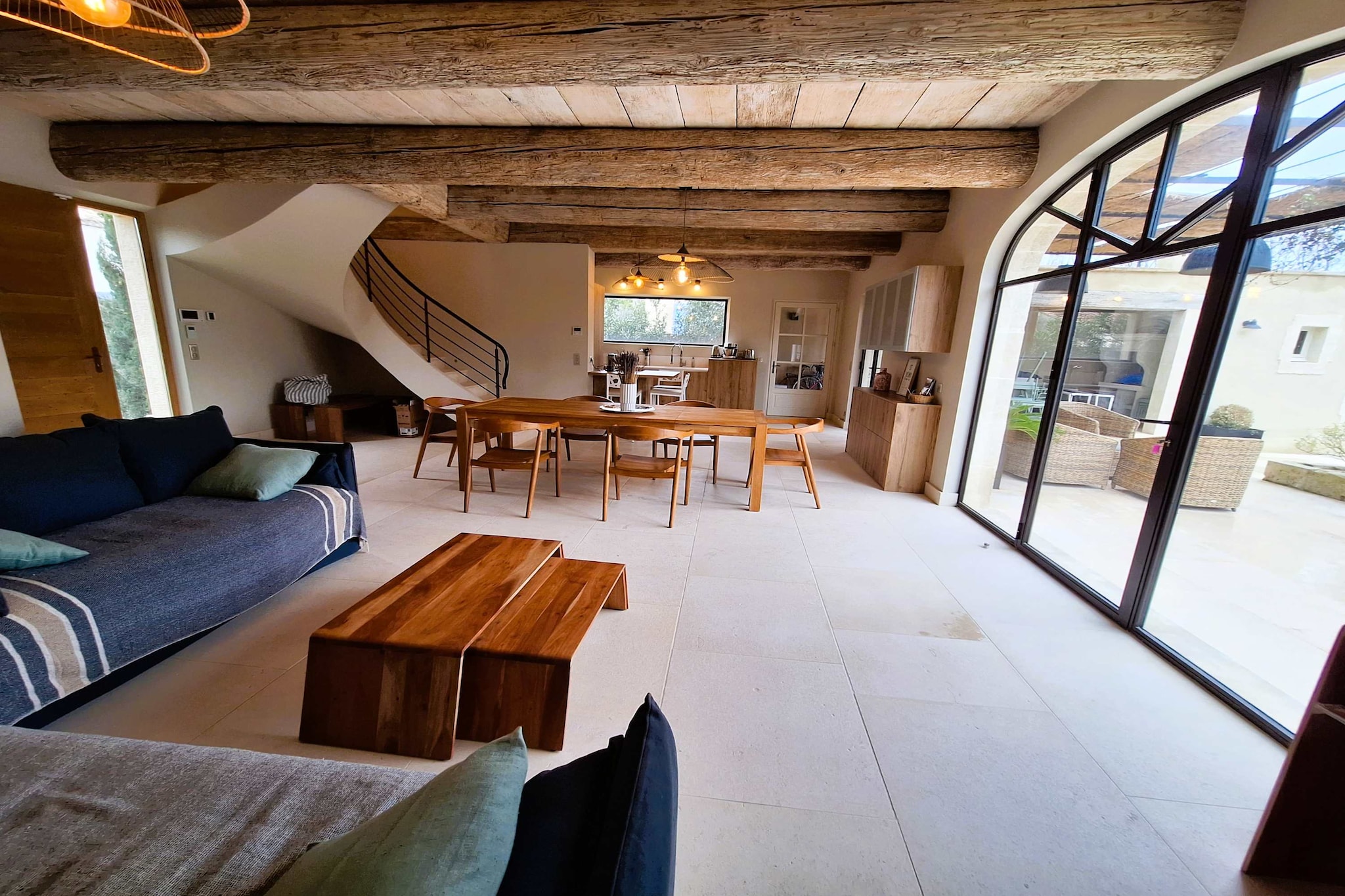 Le Mas Sorella – Votre Évasion Provençale au Cœur des Alpilles-Esszimmer