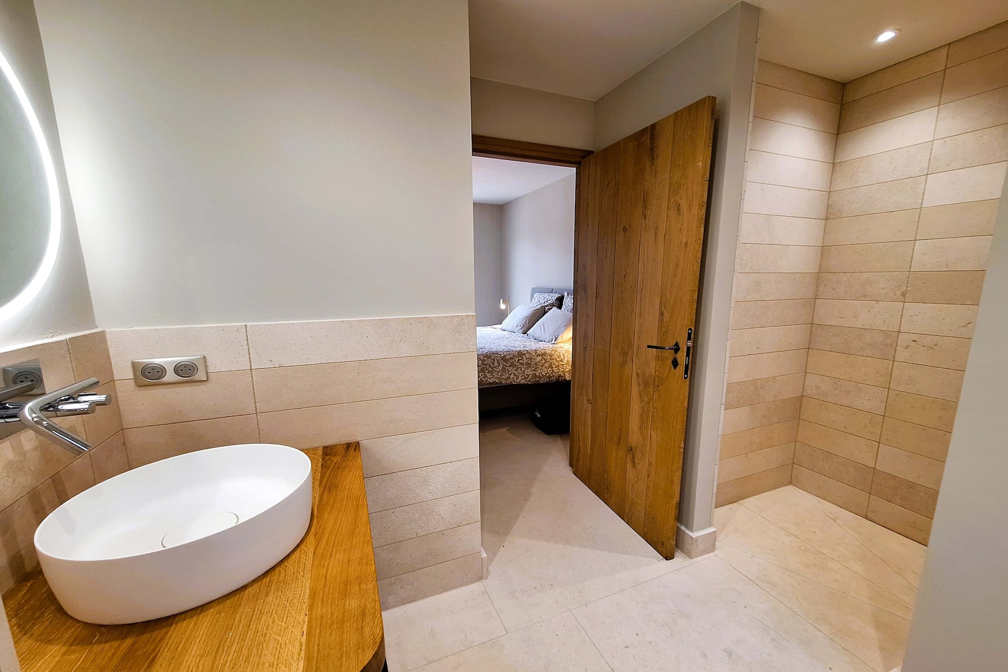 Le Mas Sorella – Votre Évasion Provençale au Cœur des Alpilles-Badezimmer