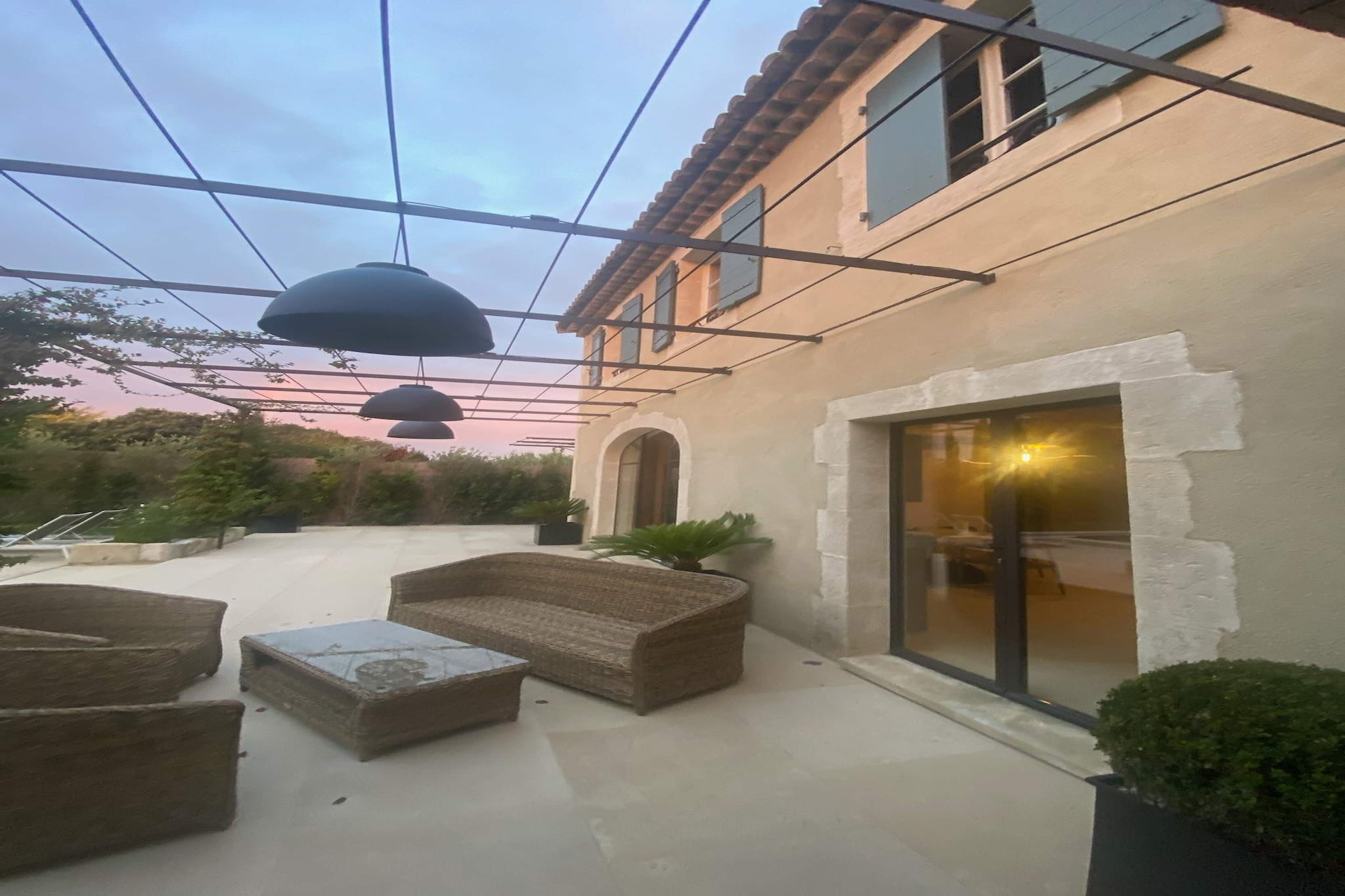 Le Mas Sorella – Votre Évasion Provençale au Cœur des Alpilles-Terrasse/Balkon