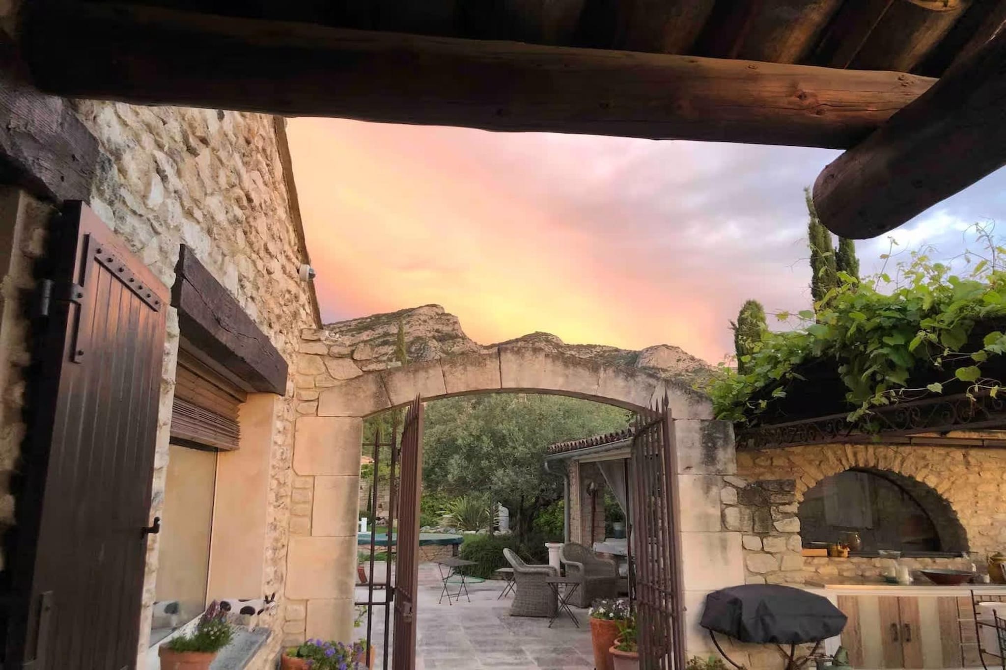 La Maison de Robion-Hal-ontvangst