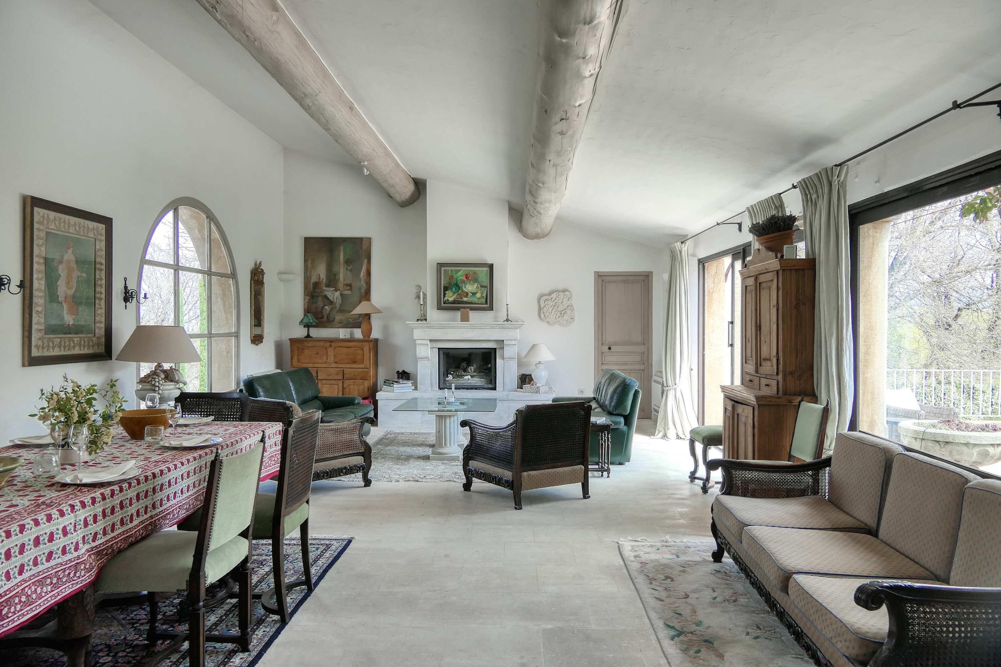 Villa Maquis – Charme provençal & vue d’exception-Woonkamer