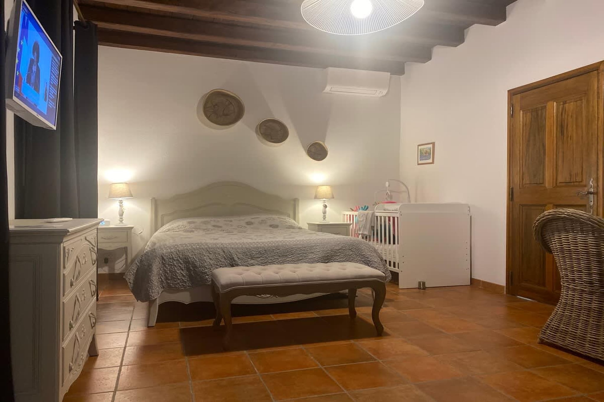 Villa provencale à Murs coeur du Luberon-Slaapkamer