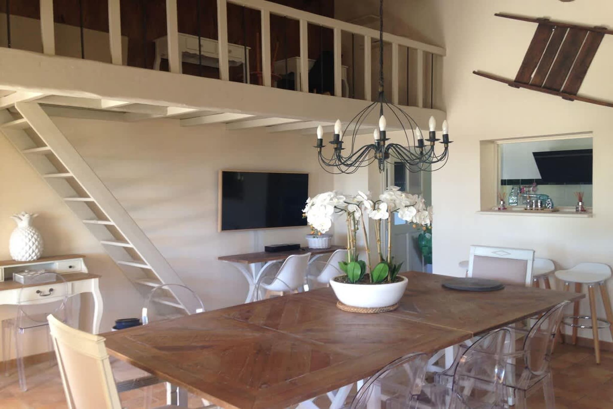 Villa provencale à Murs coeur du Luberon-Eetkamer