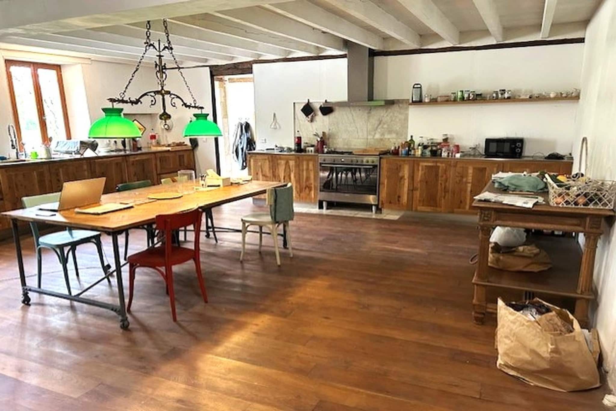 Villa Pardaillan-Esszimmer