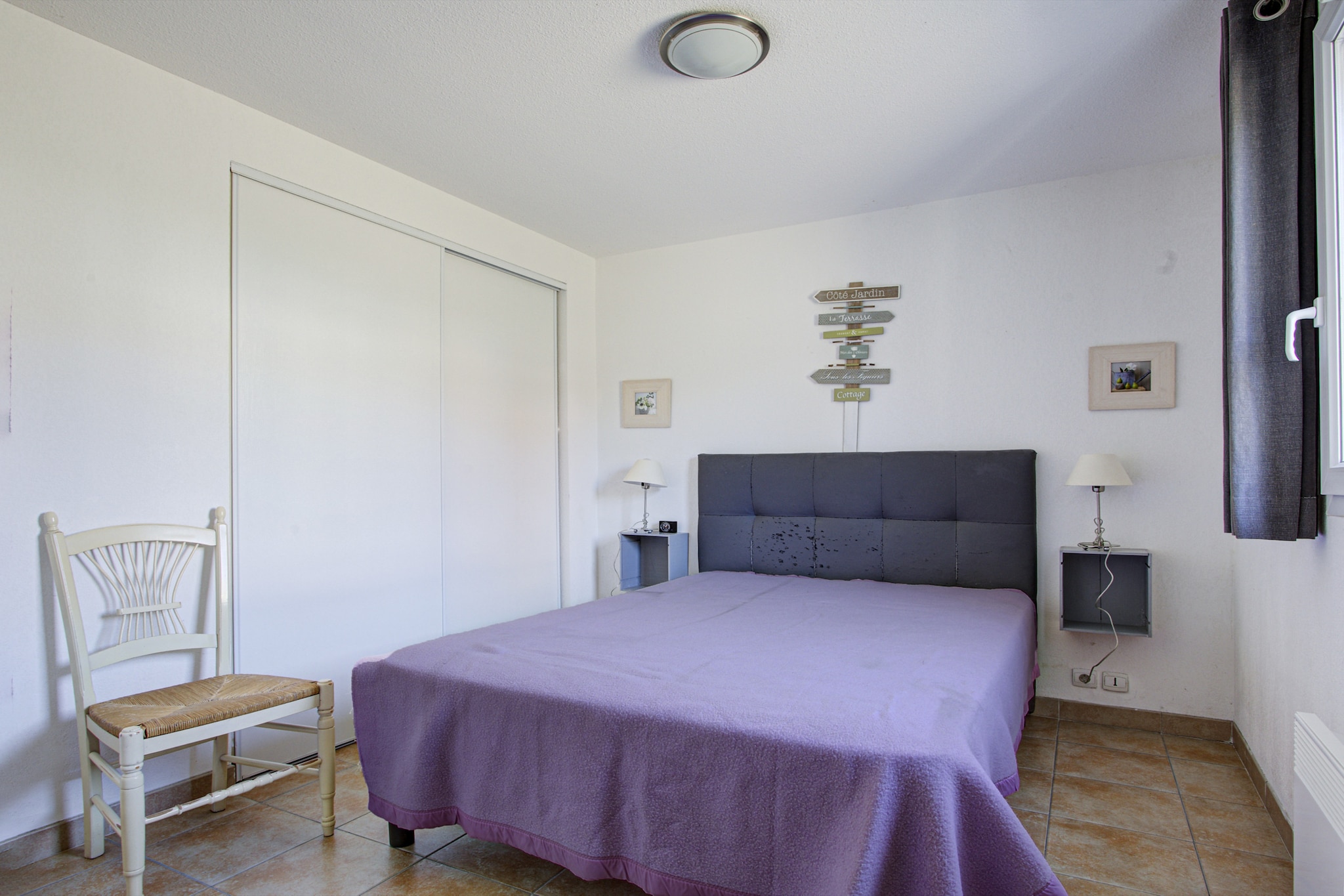 Family Villa Near Lac de Jouarres