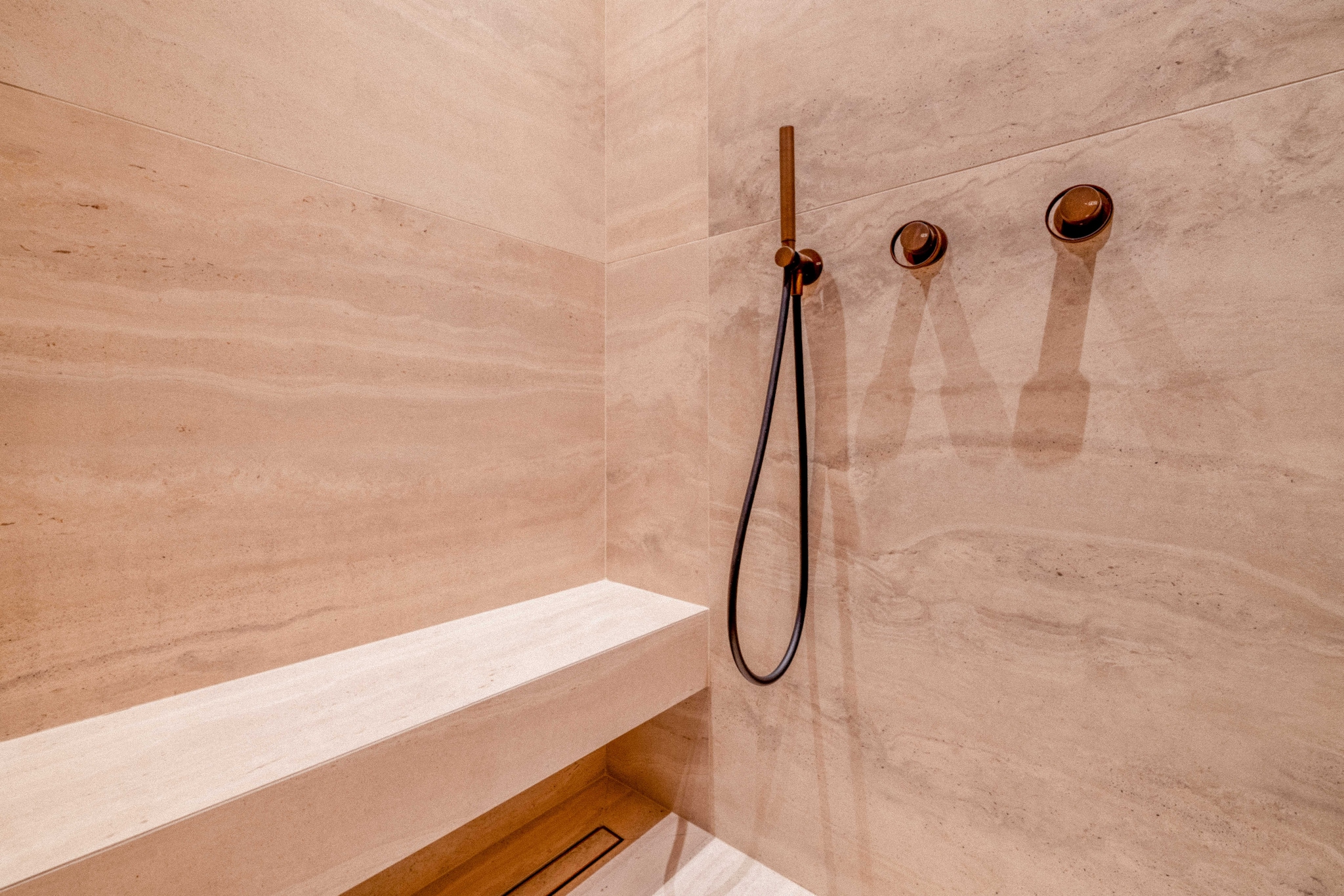 FDL-85-WAGRAM-2C-Untagged