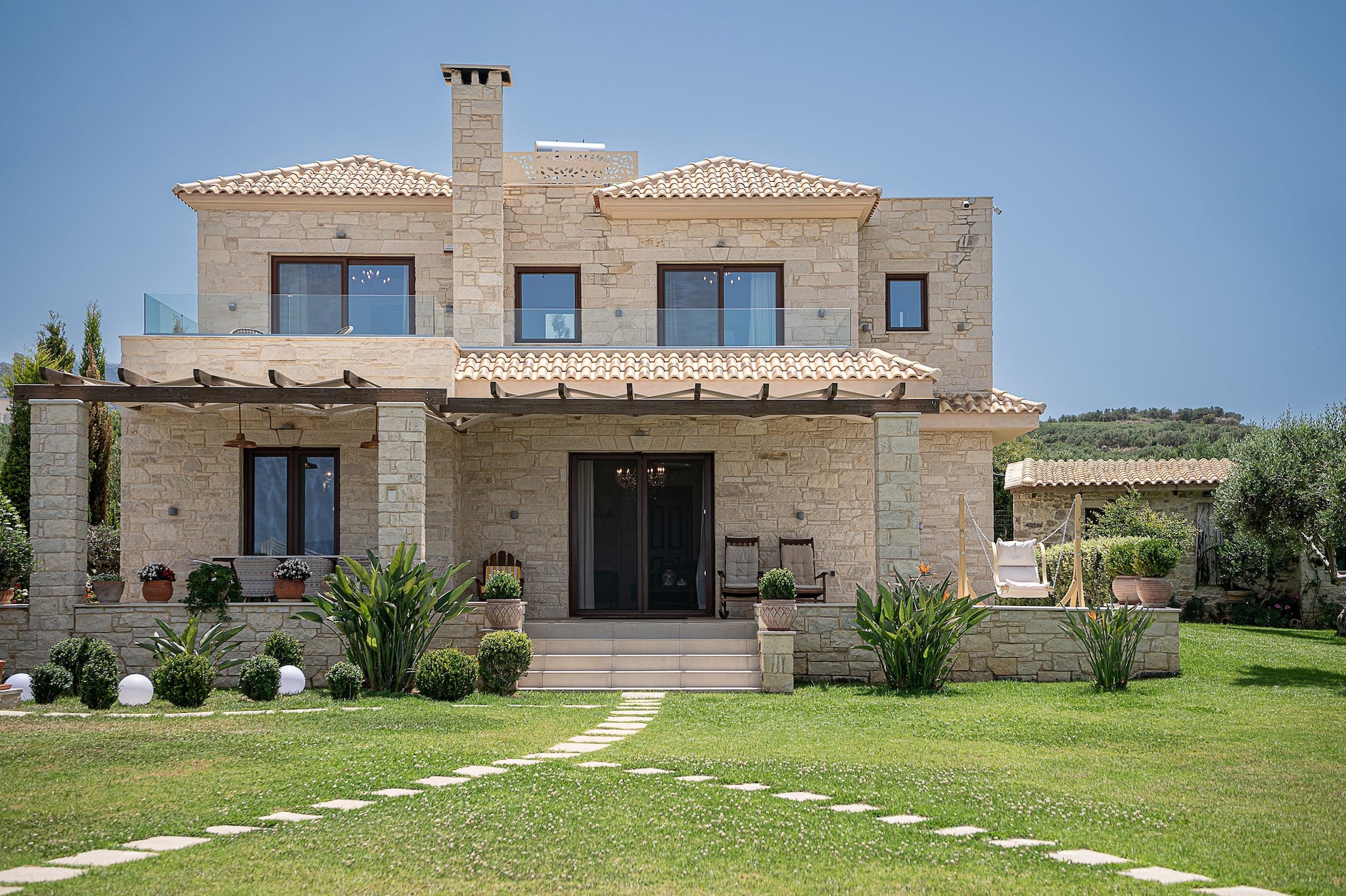 Gorgeous Villa for 8 Guests in Chania