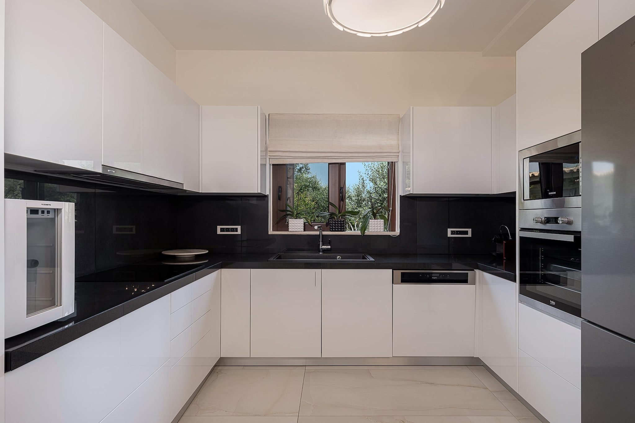 Chania Villa for 7 near the sea