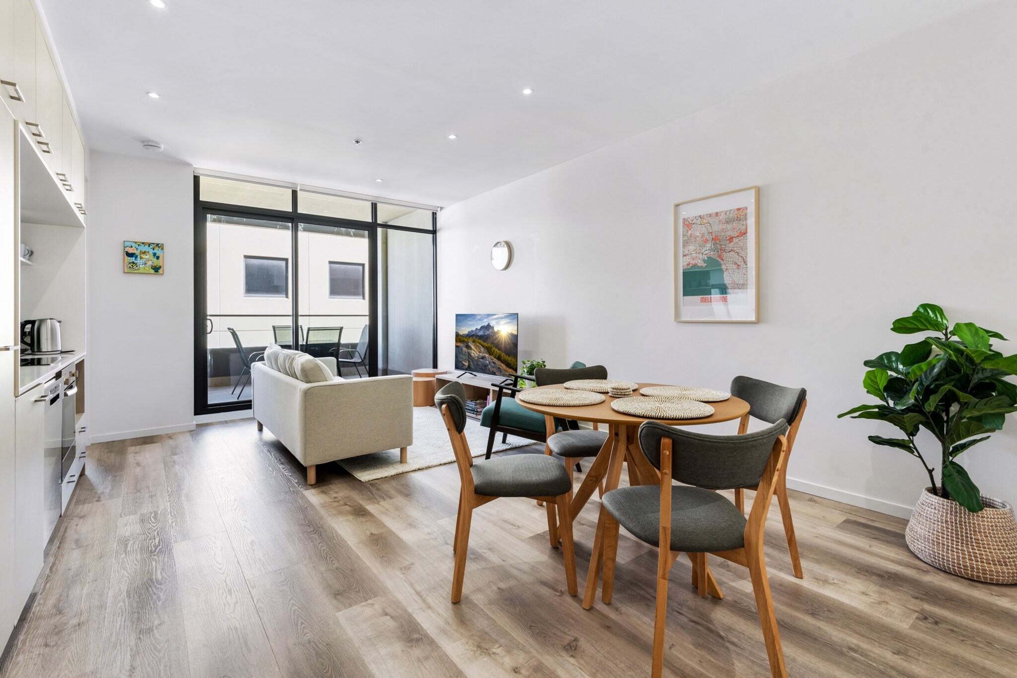 Property description
Immerse yourself in the city’s thriving atmosphere in this tasteful 2-bed apartment by the Bridge Road shopping strip. Featuring sleek interiors this contemporary property includes balconies with outdoor seating and access to an on-site gym and rooftop pool. Situated a short walking distance from numerous cafes, shops, restaurants, bars and the MCG, indulge yourself in some of the city's most popular venues. For those searching for a pristine base to explore the city, look no further.
The space
General
- Chic 2-bedroom, 2-bathroom apartment.
- Wifi available.
- On-site parking.
- Close to public transport.
- A/C and heating.
- Generous balcony with outdoor seating and dining.
- Modern interiors with contemporary decor and furnishings.
- On-site gym, outdoor seating area and outdoor pool facilities.
- Great location moments from popular shopping strips, parks and the MCG.