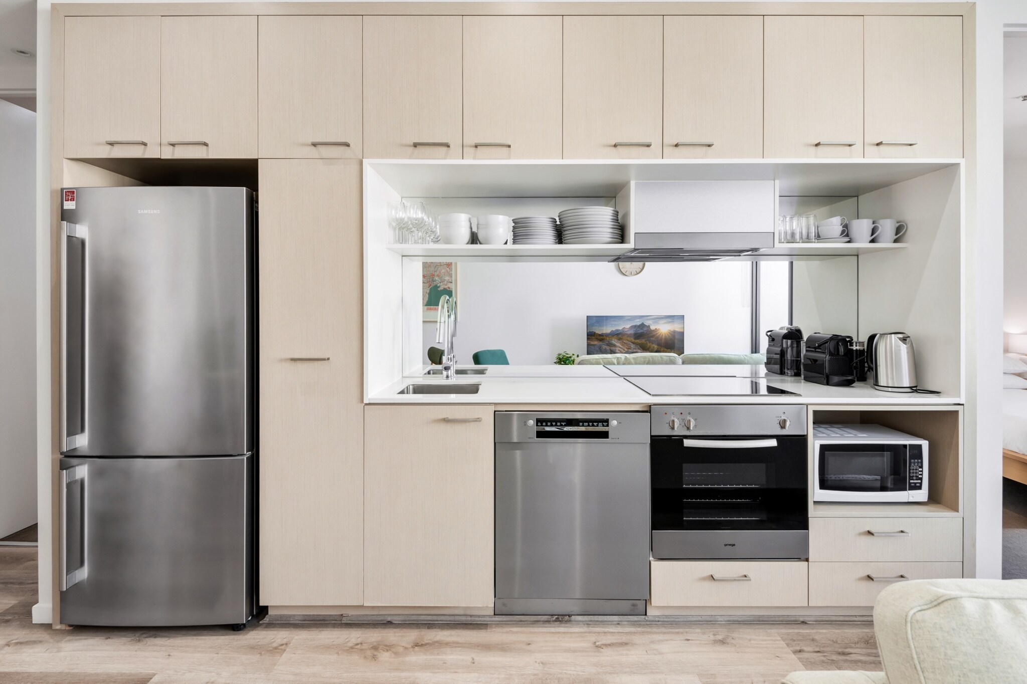 Stylish 2-Bed Apartment Near MCG