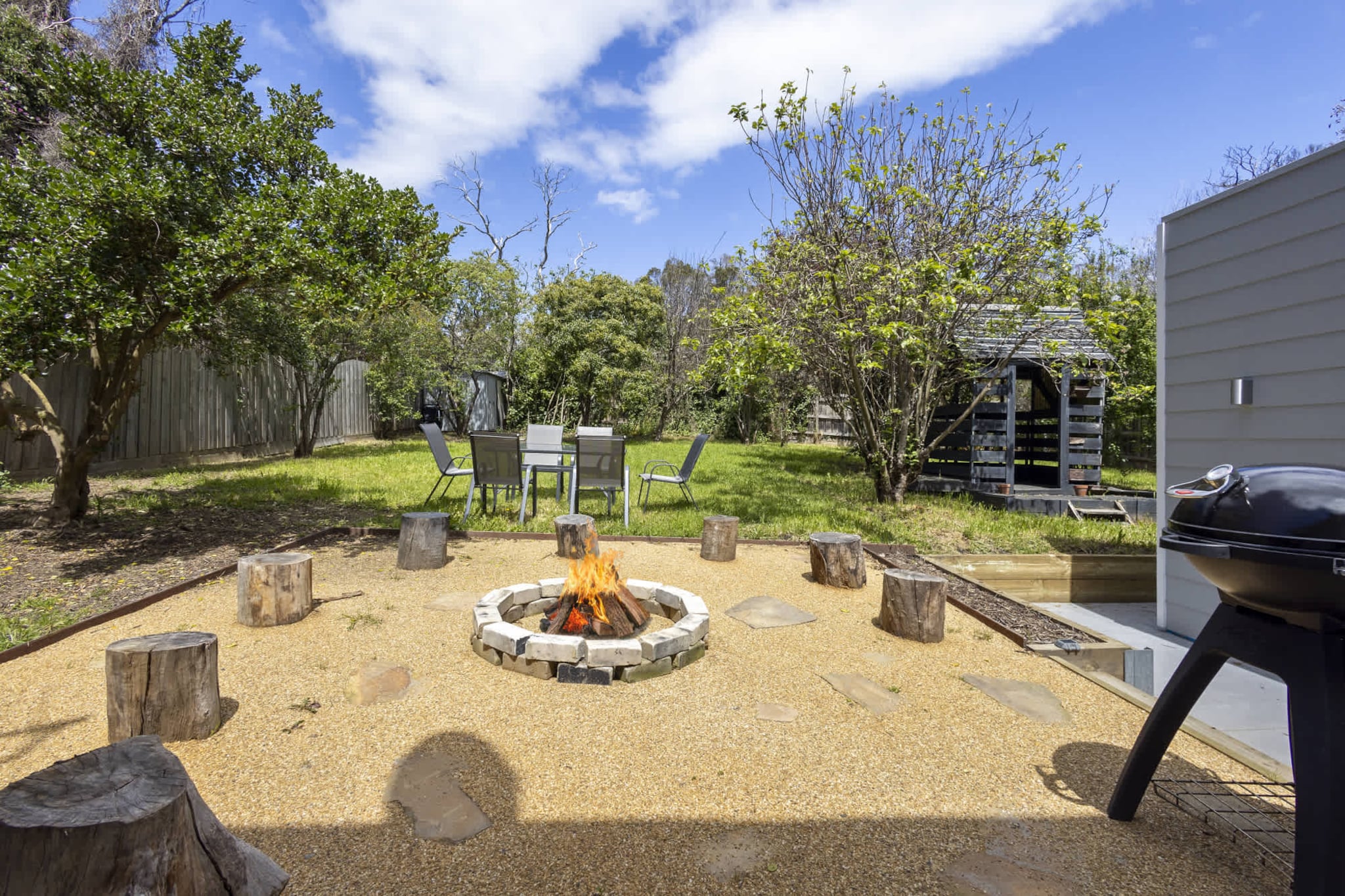 Peaceful 2-Bed Apartment in Coastal McCrae