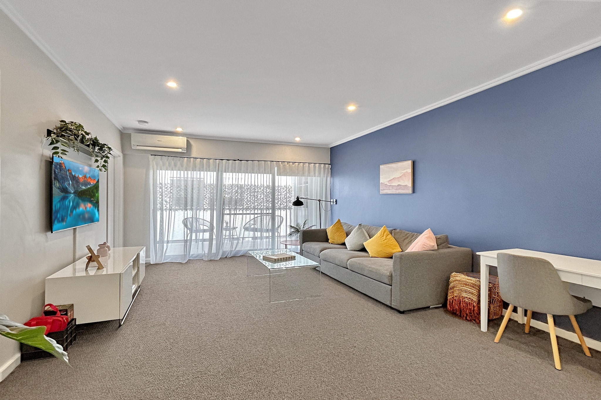 Peaceful 1-Bed Unit in Leafy Yokine