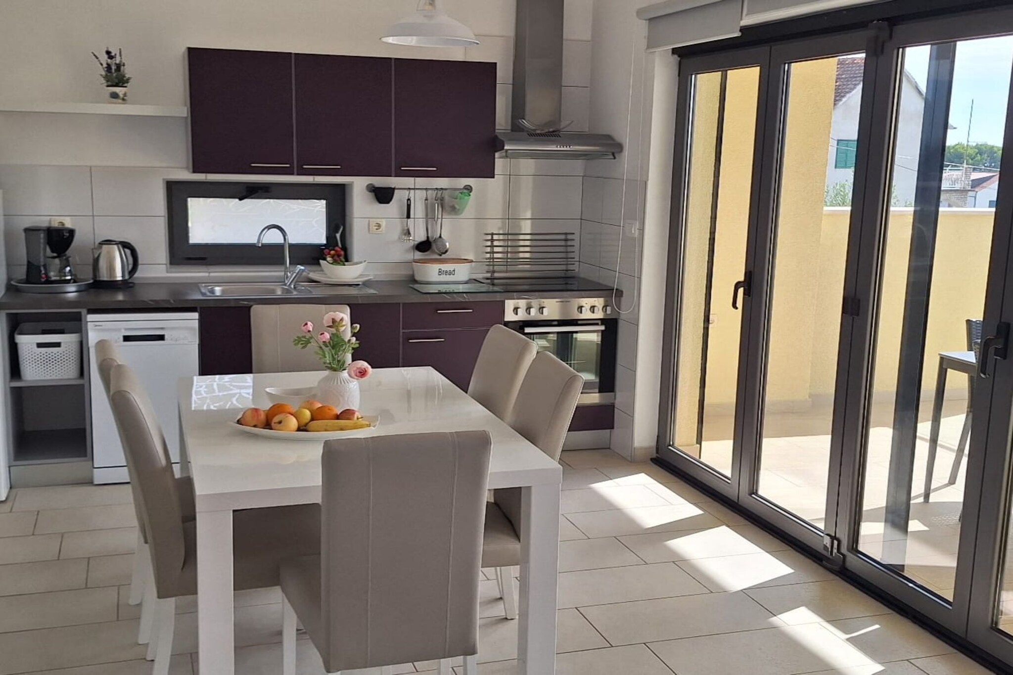 Two Bedroom Apartment with Balcony and Sea View (Roza) (A1)