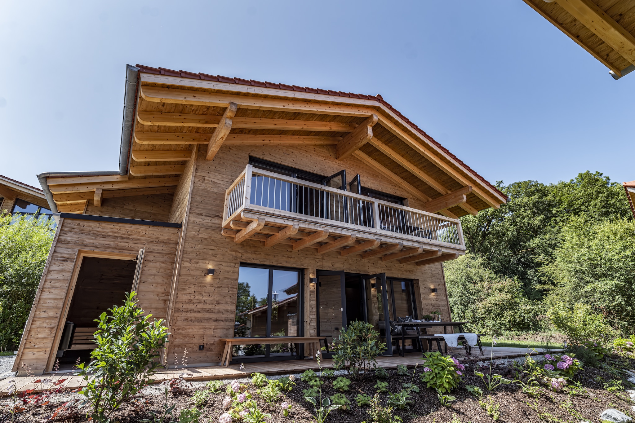 Chalet mit Sauna-Außenbereich Sommer