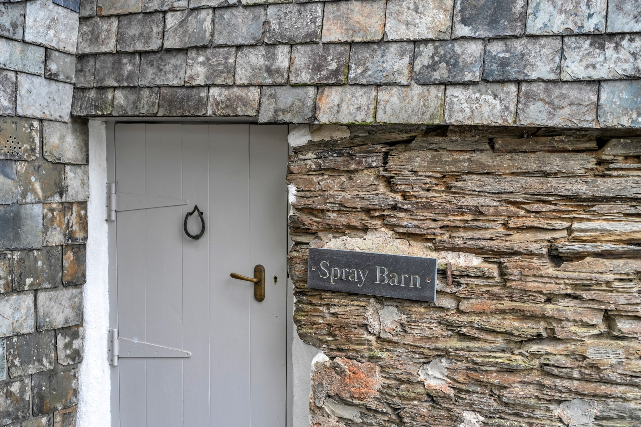 Spray Barn - Hall & reception