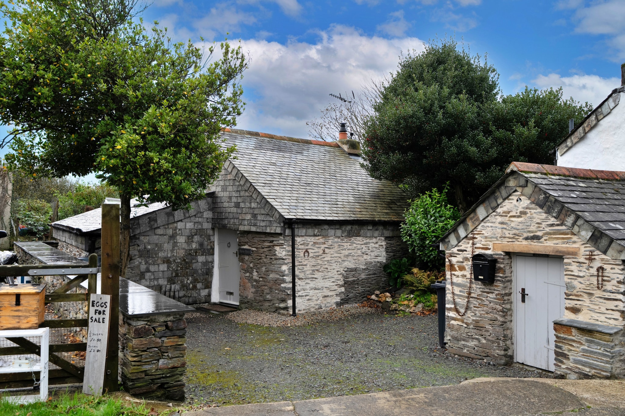Spray Barn - Exterior in summer