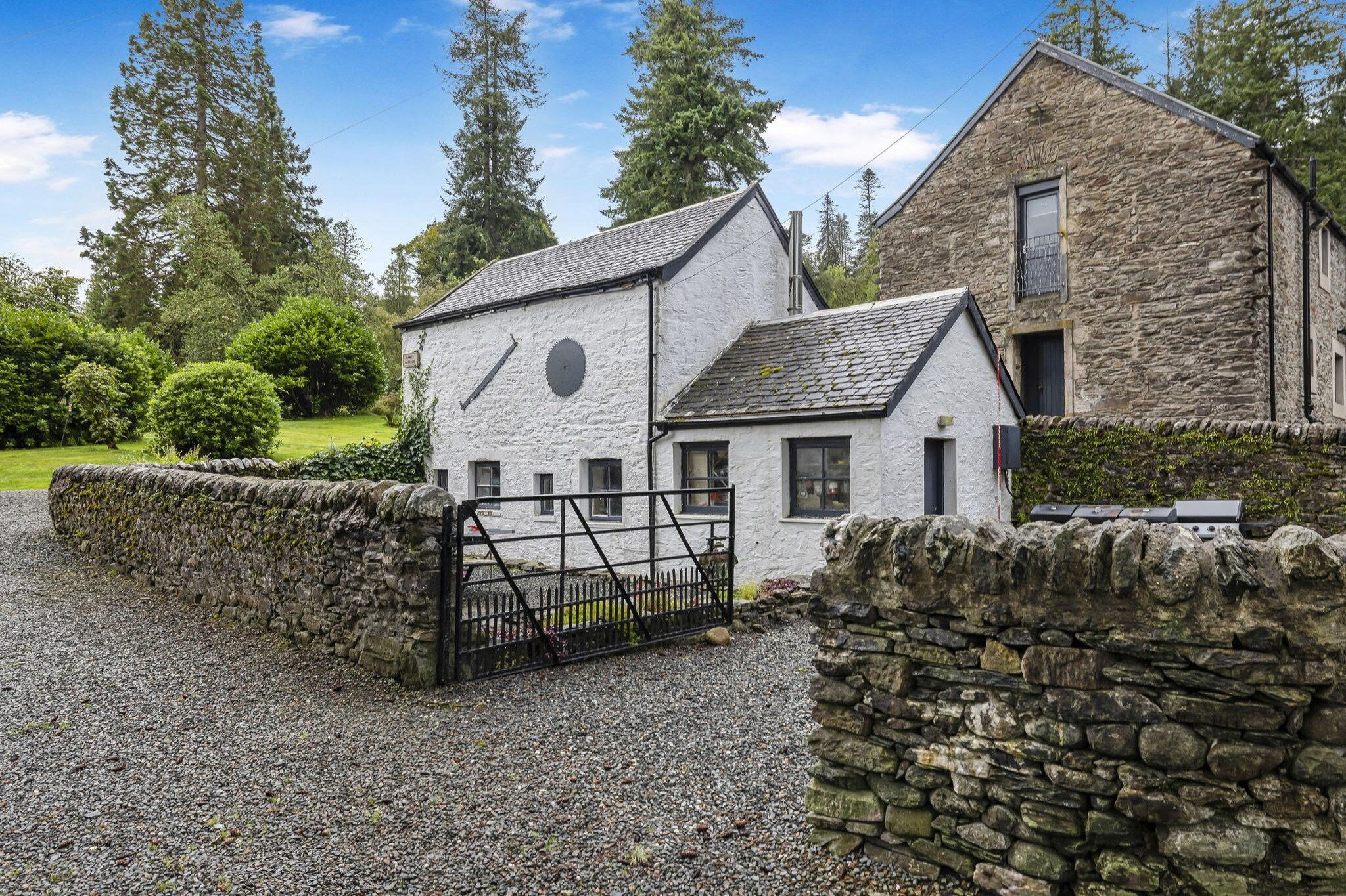 Garden Cottage at Ormidale House - Buitenkant zomer