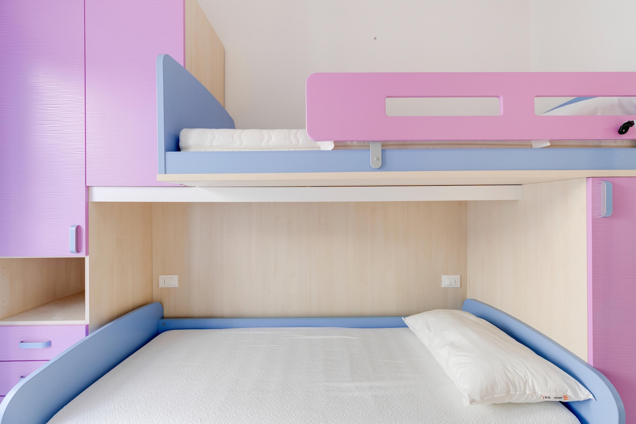Bed Room
