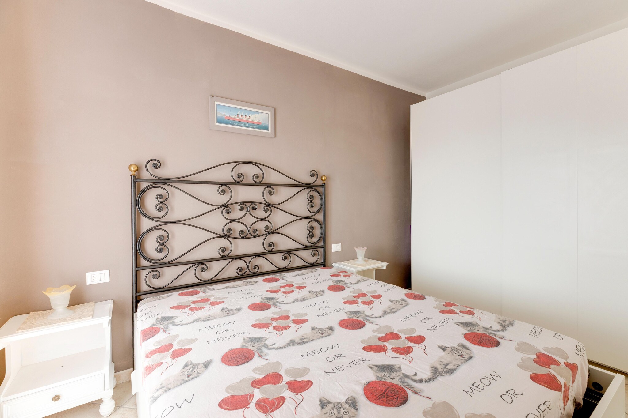 Bed Room