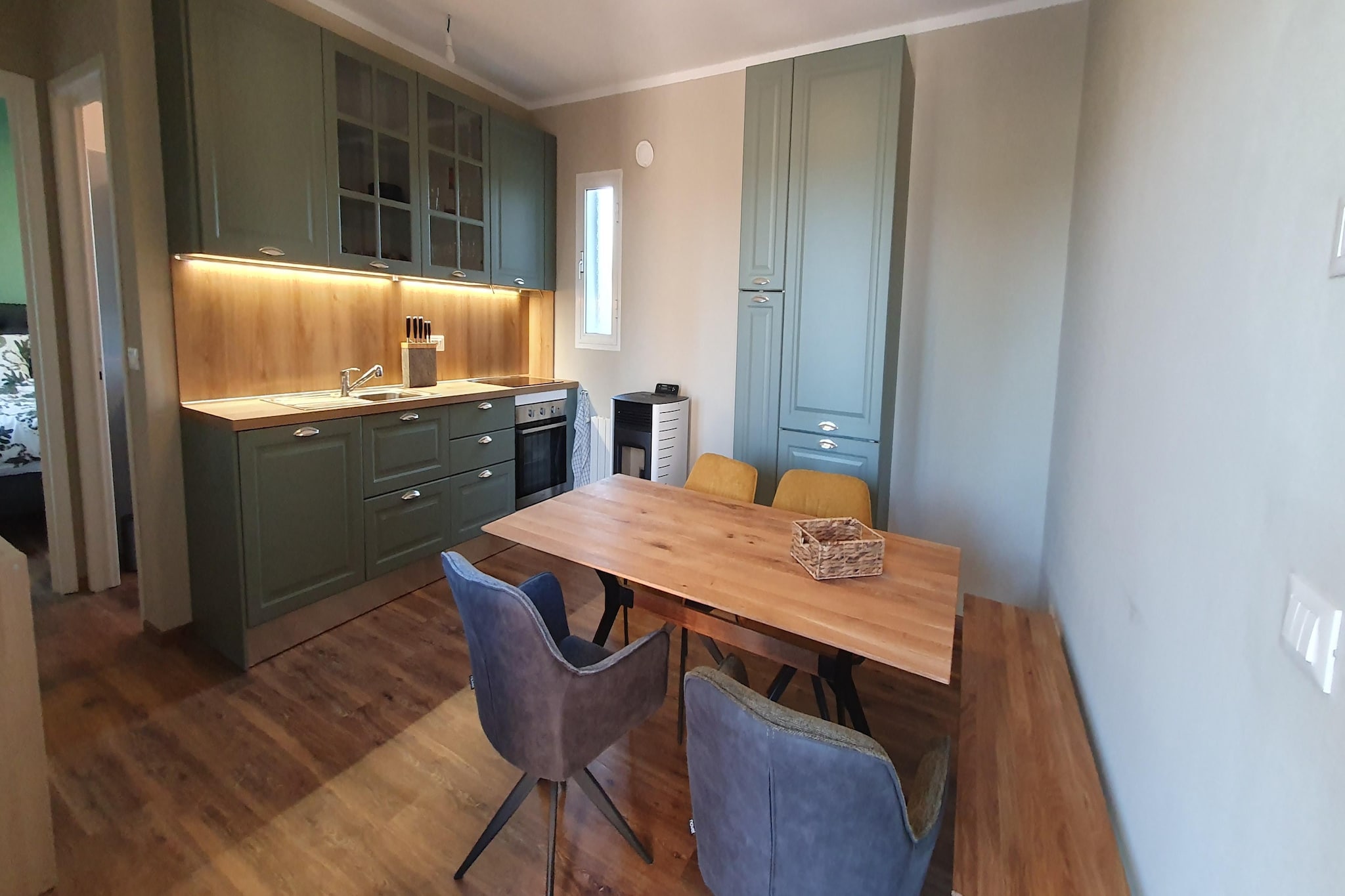 Charmante Villa mit drei Apartments und Meerblick-Cuisine