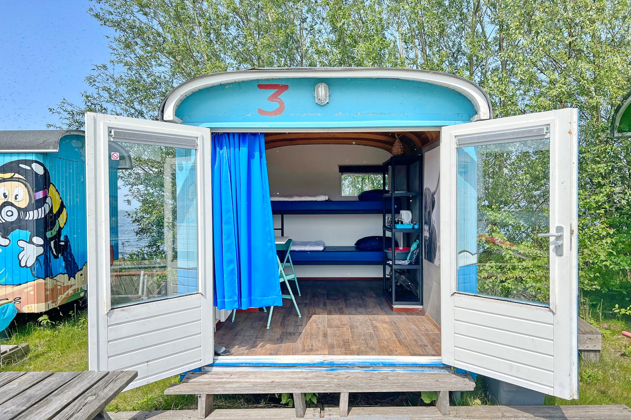 Tiny Wagons Marina Muiderzand Almere (Nr 1-6) with bunk bed (copy) - Extérieur été
