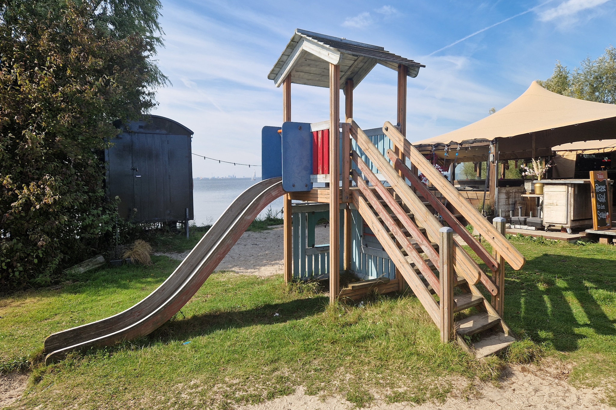 Tiny Wagons Marina Muiderzand Almere (Nr 1-6) with bunk bed (copy) - Installations du parc