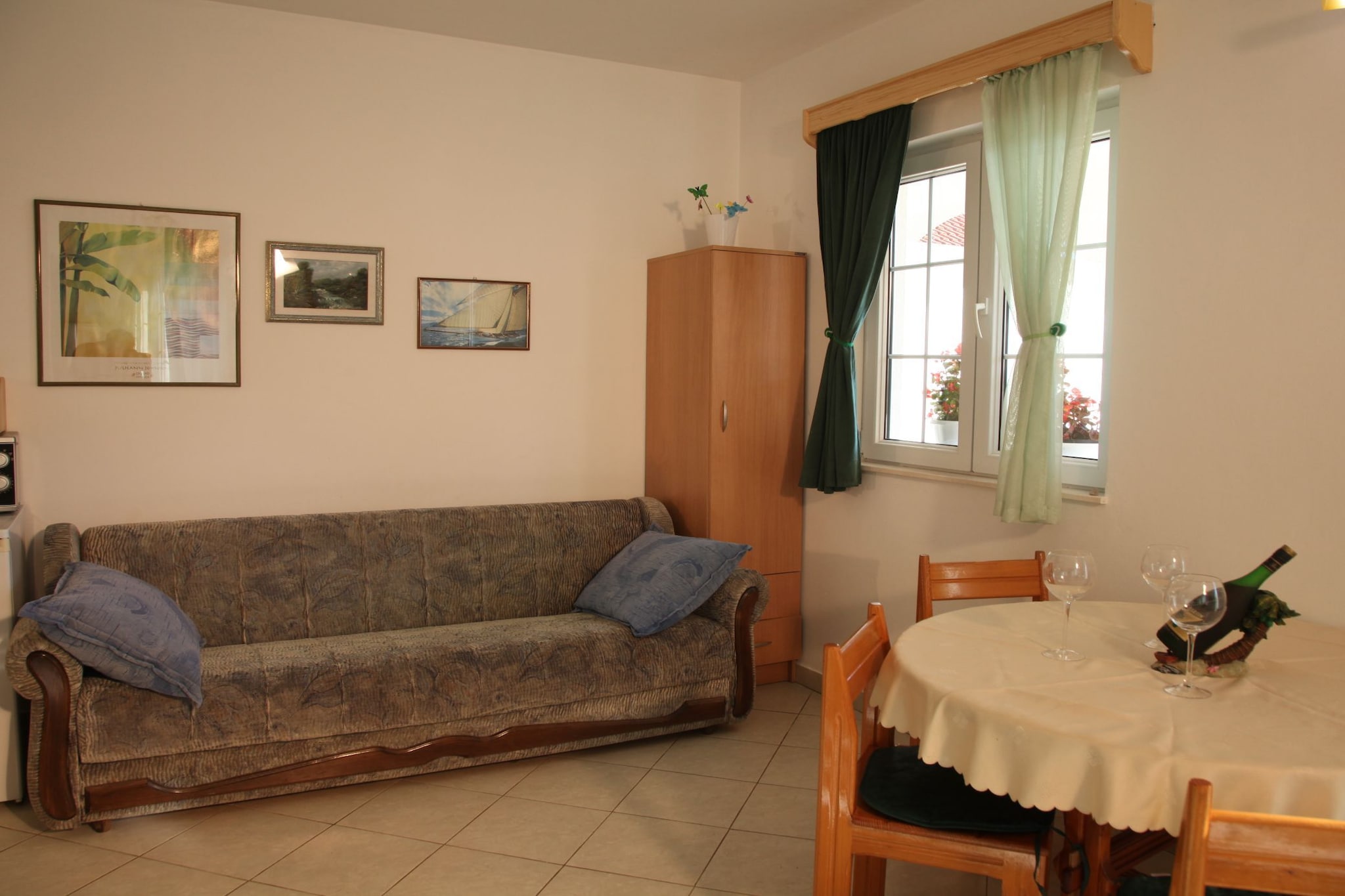 Apartments Gabi - One Bedroom Apartment  with balcony and sea view(A4) - Woonkamer