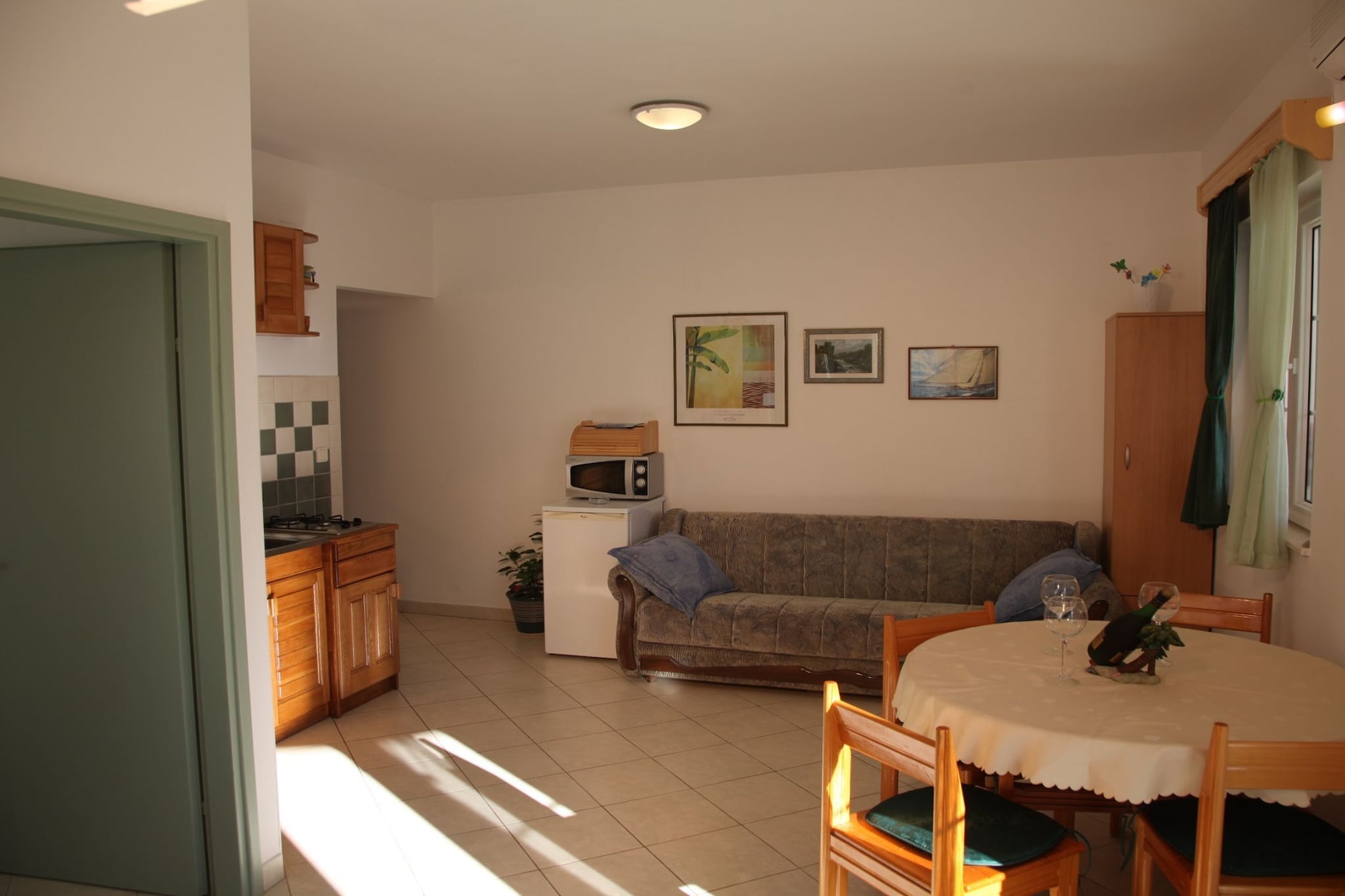 Apartments Gabi - One Bedroom Apartment  with balcony and sea view(A4) - Woonkamer