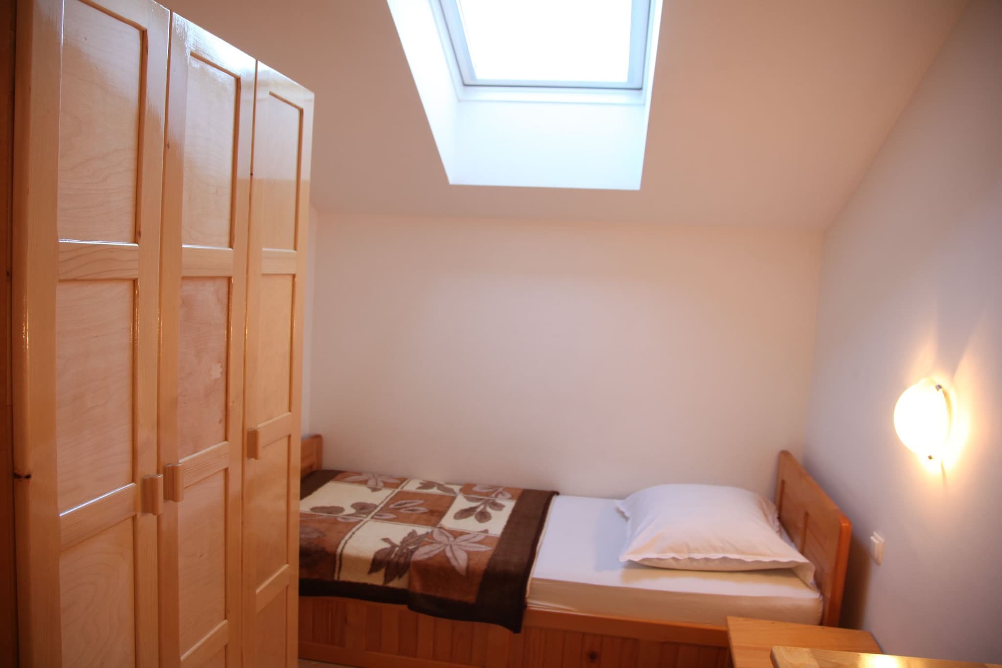 Apartments Gabi - Two Bedroom Apartments with Balcony with Garden View (B2) - Slaapkamer