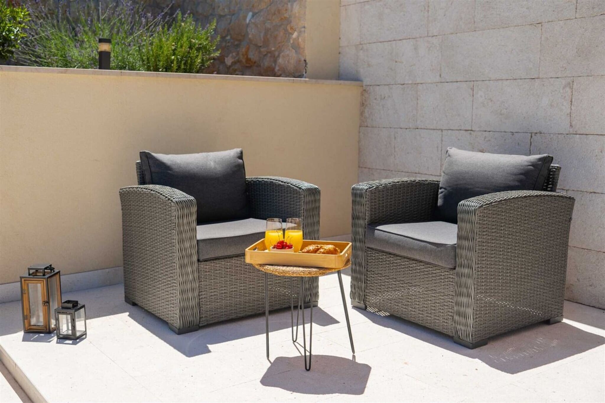 UNIQUE VILLA PIETRA-Terrasse/Balkon