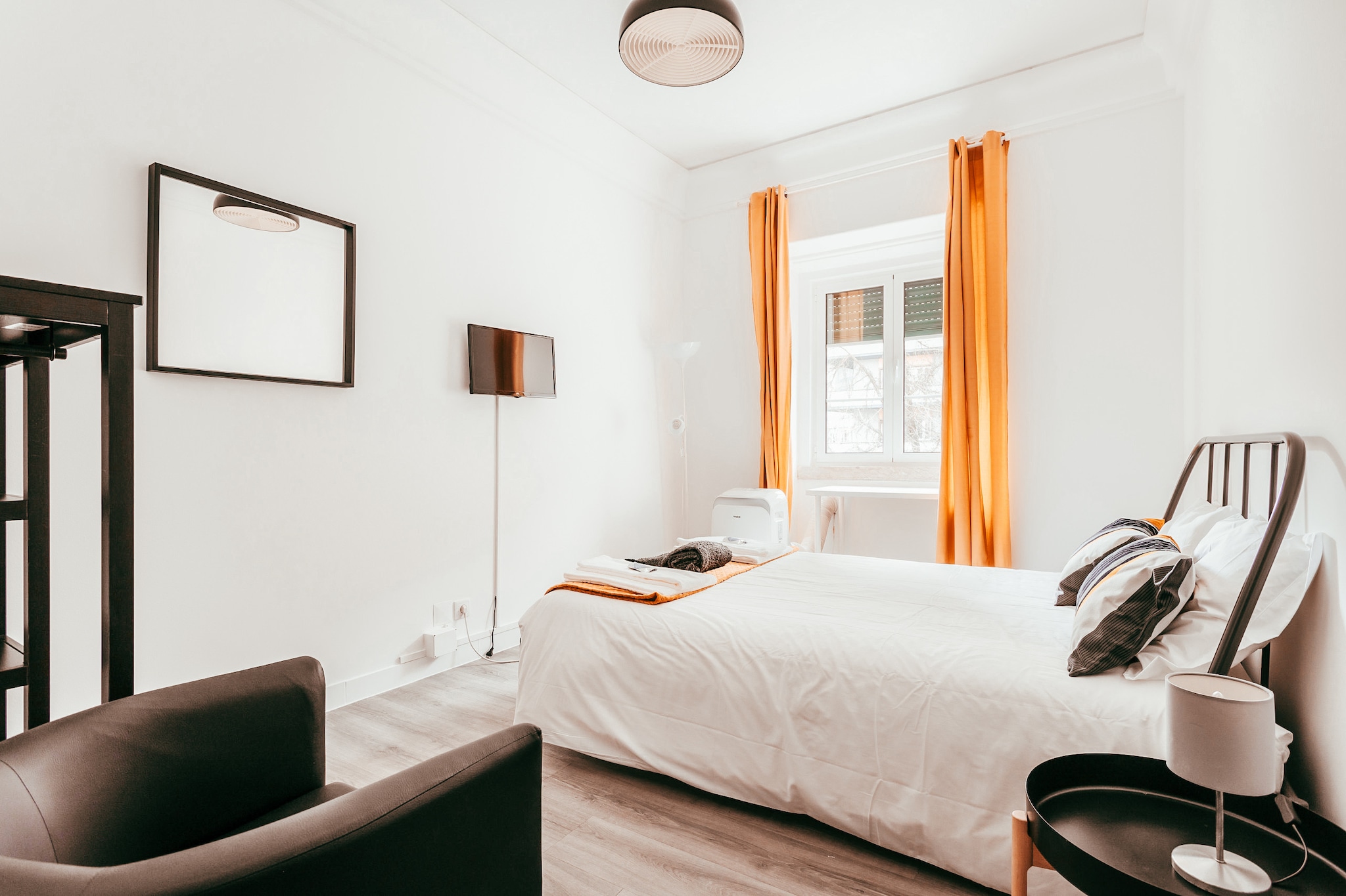 Lisbon 7Rooms By Gt House-Bedroom