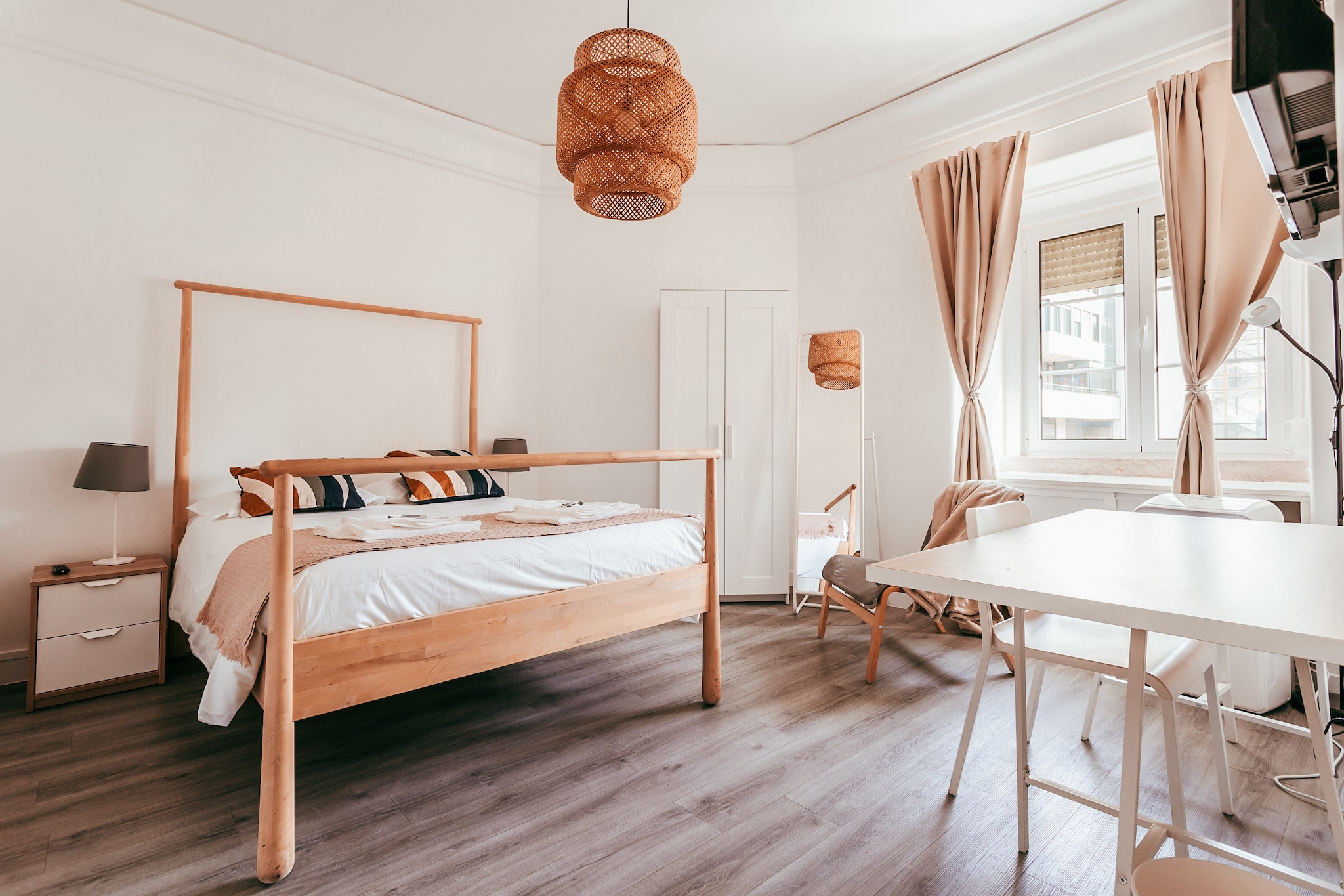 Lisbon 7Rooms By Gt House-Bedroom