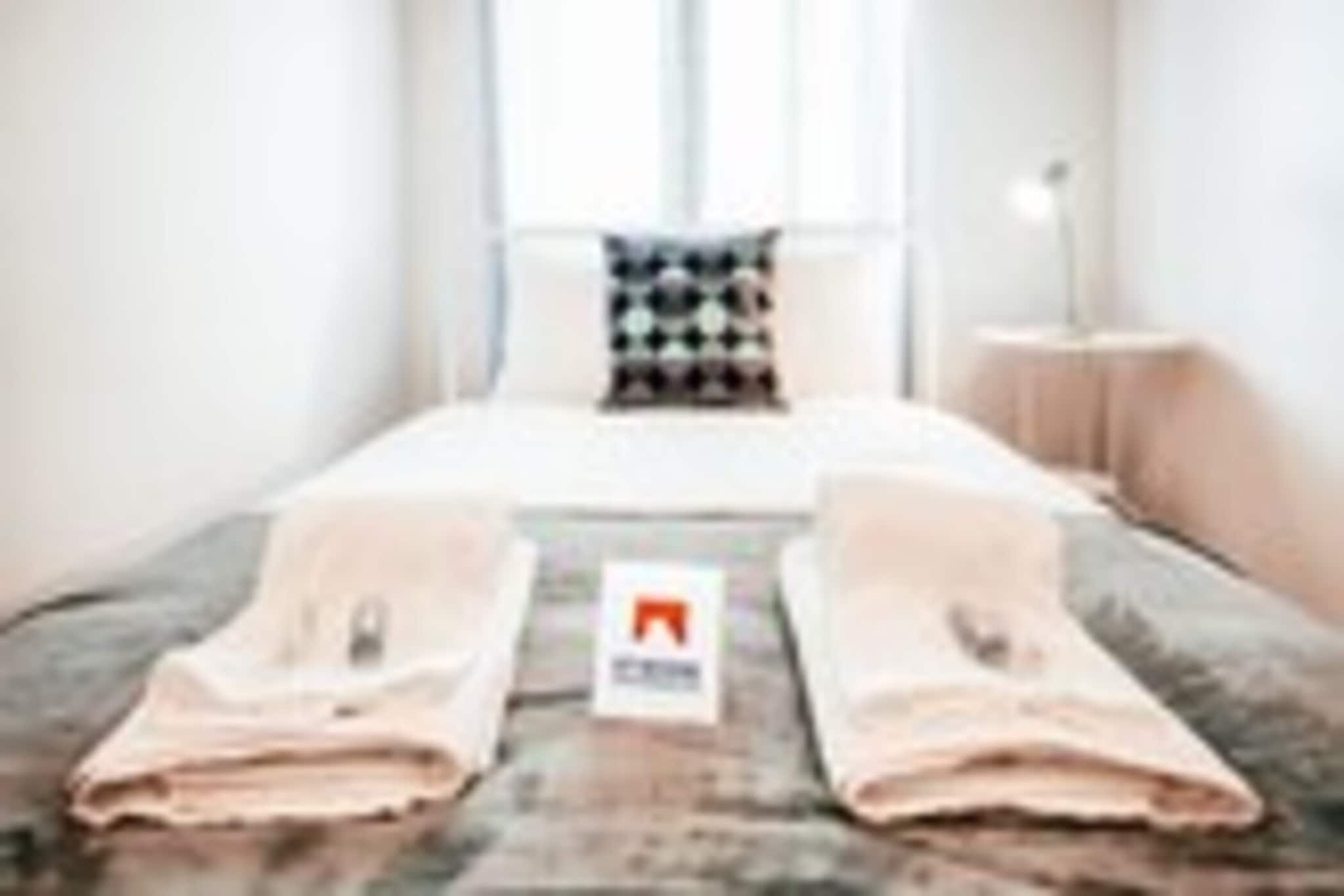 Lisbon 7Rooms By Gt House-Bedroom