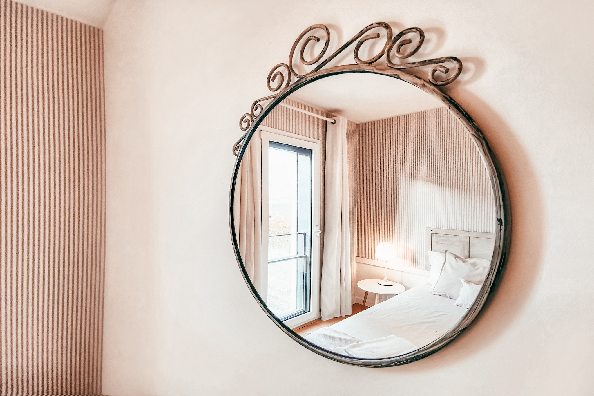 Bridge View with Balcony By Gt House-Sfeer