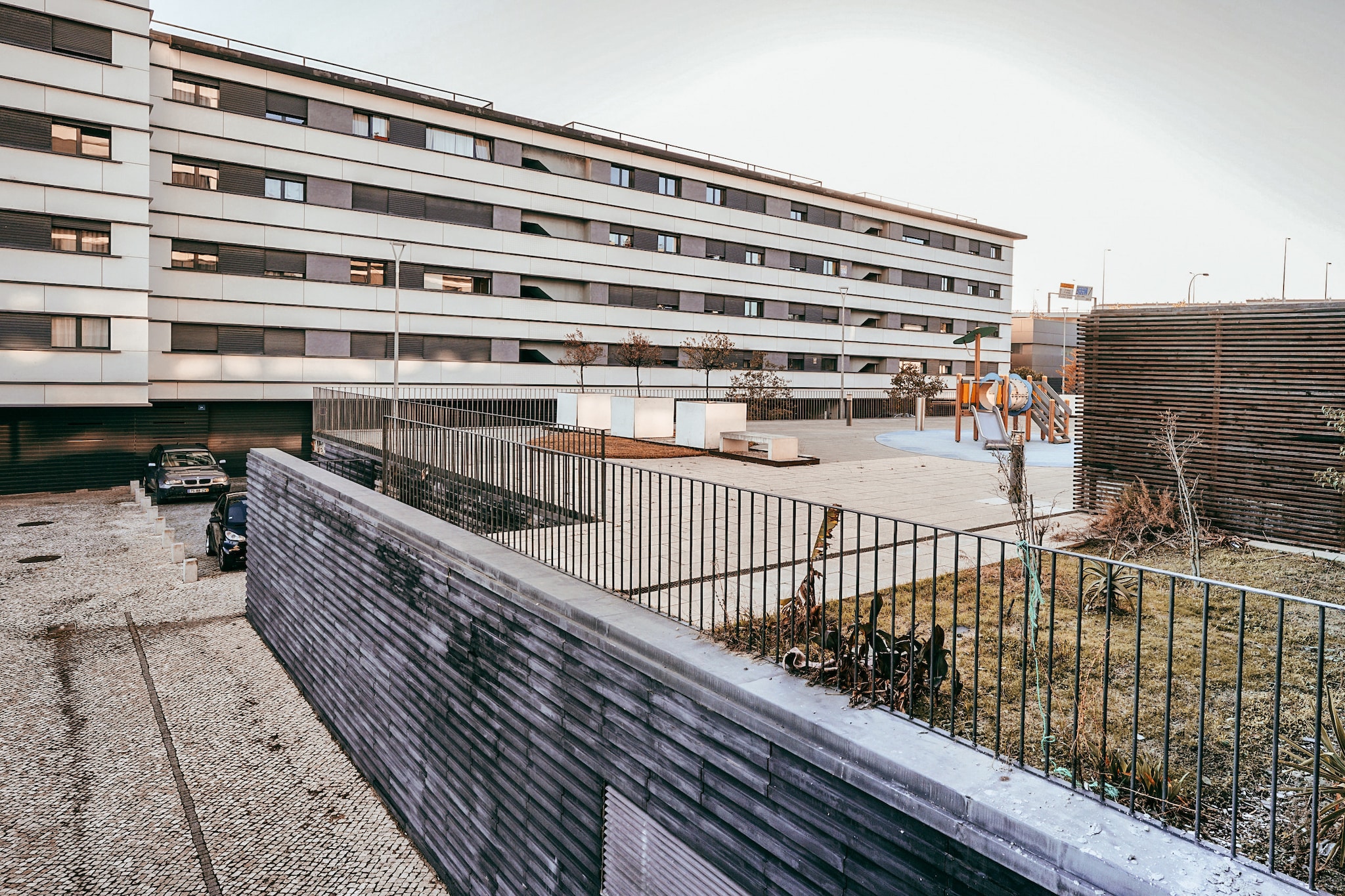 Bridge View with Balcony By Gt House-Buitenlucht