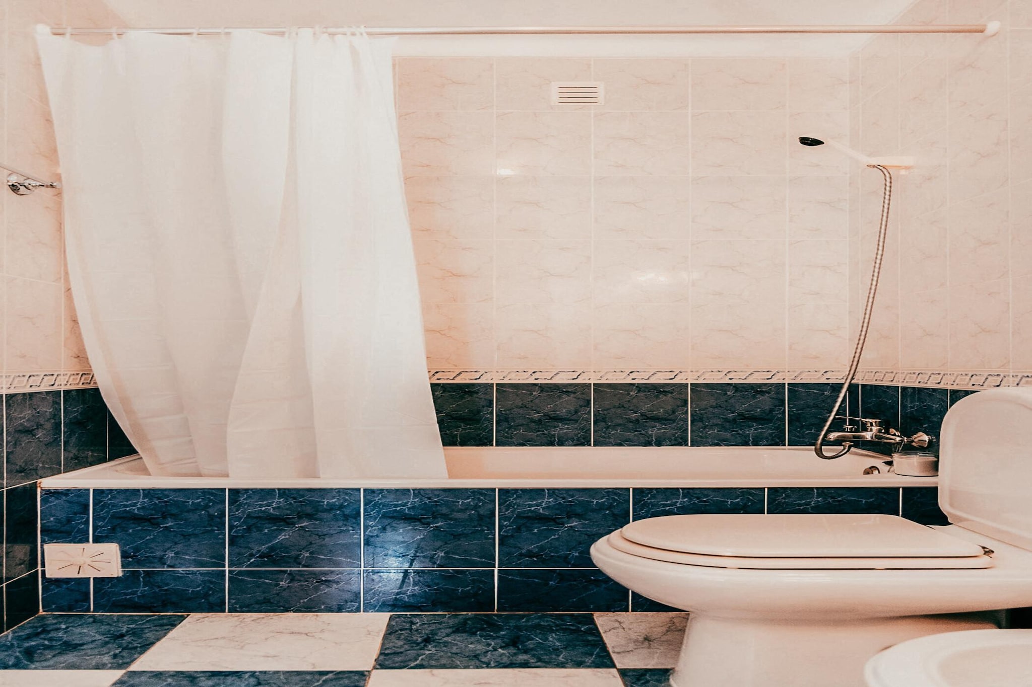 Altura Beach Villa by GT House-Badkamer