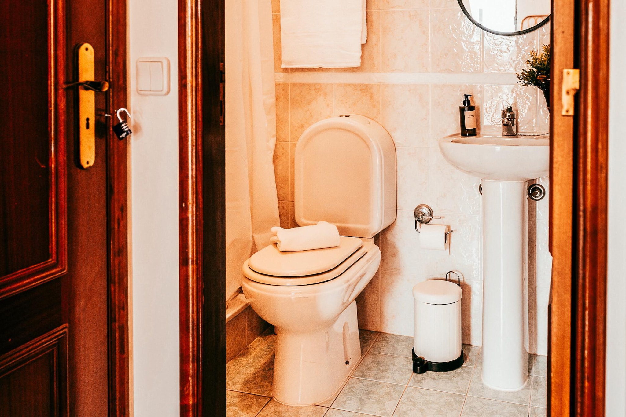 Altura Beach Villa by GT House-Badkamer