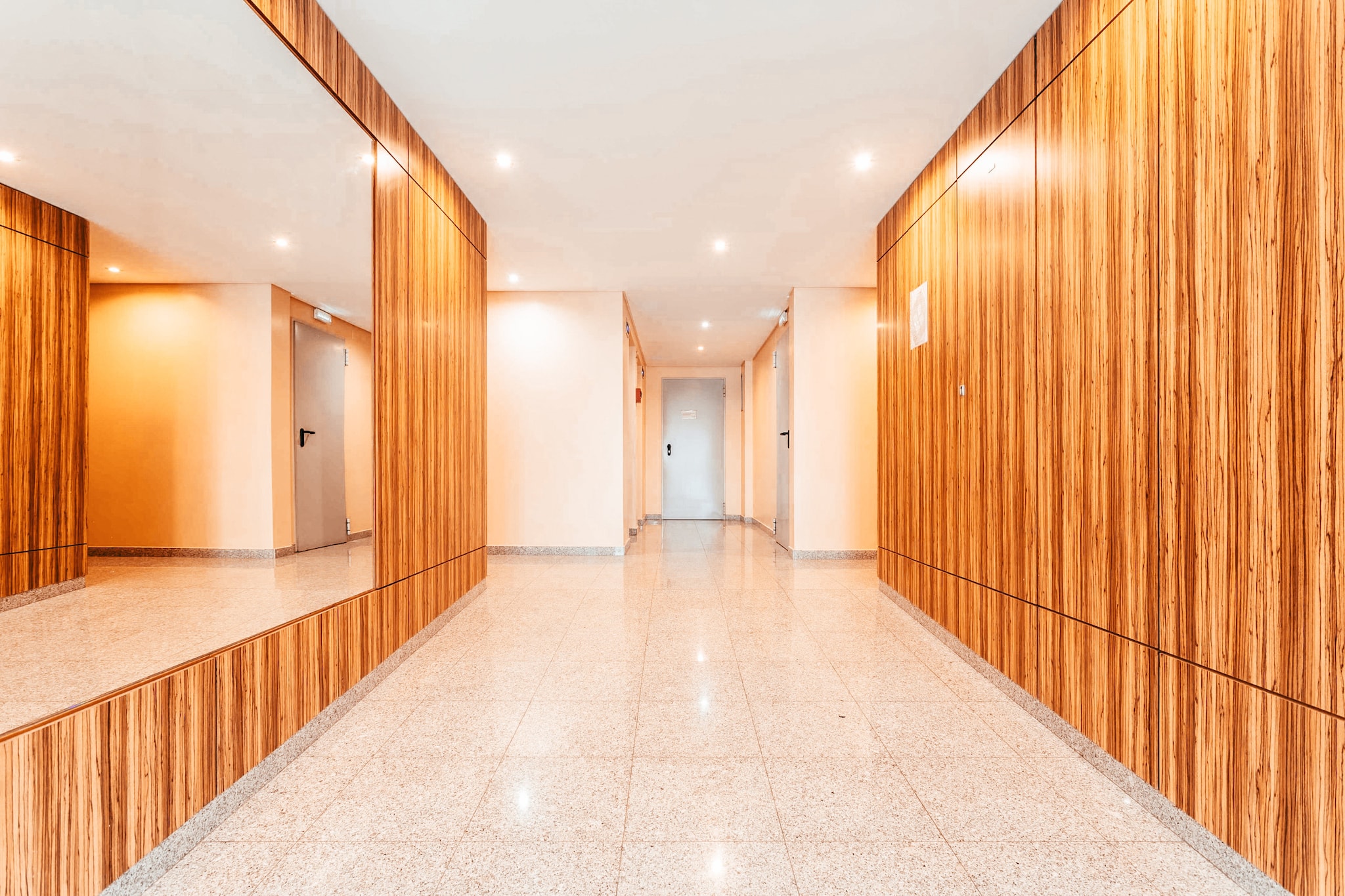 Modern & Elegant 2 bedroom in Amadora by GT House-Flur